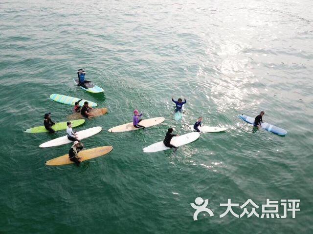 鲜奶运输车找不同